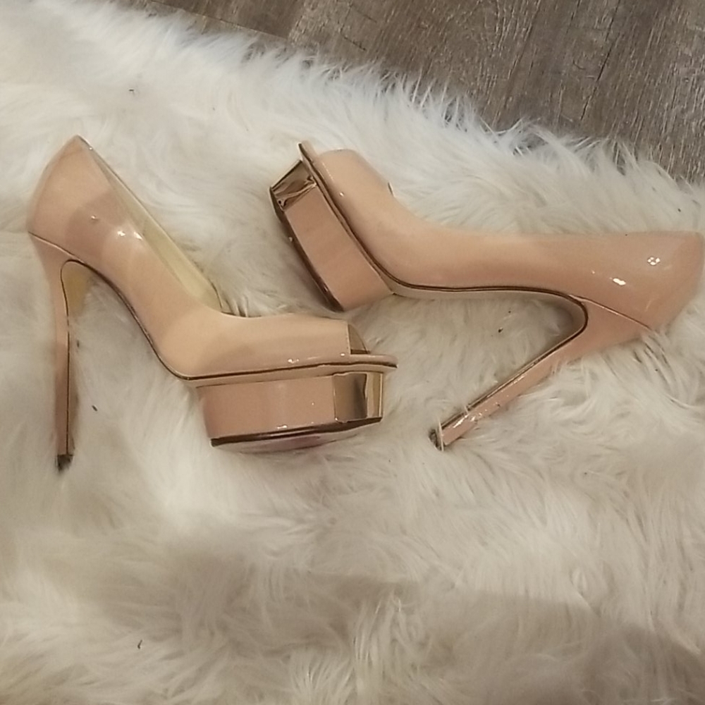 Platform peep toe must have😍 - Picture 2 of 3